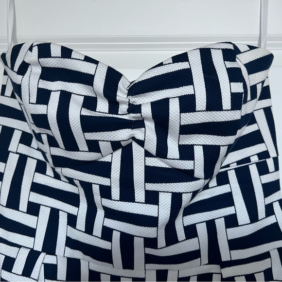 Britt Ryan Navy and White Geometric Pattern Strapless Dress Size 8 - Picture 2 of 5